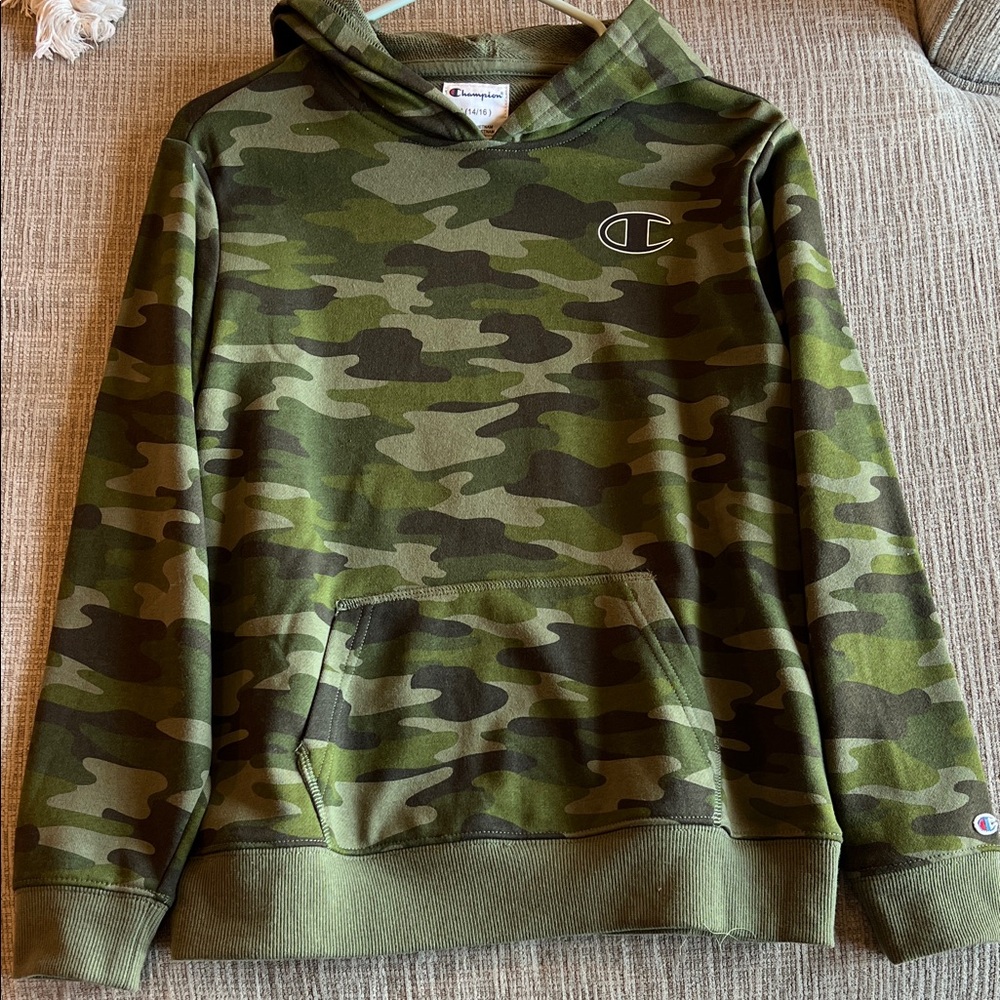 Champion Men's Green Camo Sweater